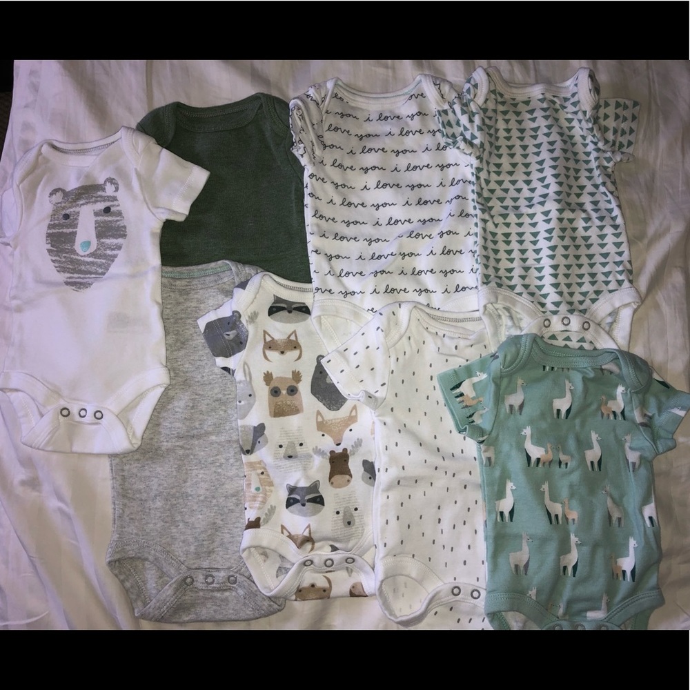 Bundle cloud island bodysuits newborn